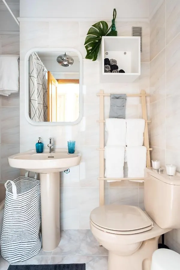 Home2Book Stylish Apartment Caletillas كانديلاريا 0*,
